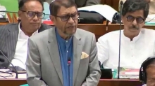 ডেঙ্গু থেকে সুরক্ষায় লম্বা লুঙ্গি ও পায়জামা পরার পরামর্শ স্বাস্থ্যমন্ত্রীর 